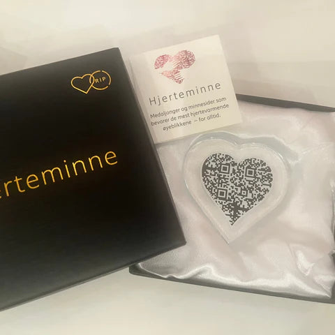 Heart Medal Crystal Clear